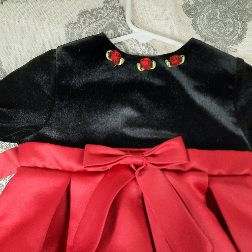 Size 3T Red Satin Black Velour Holiday Fancy George brand Party girls dress